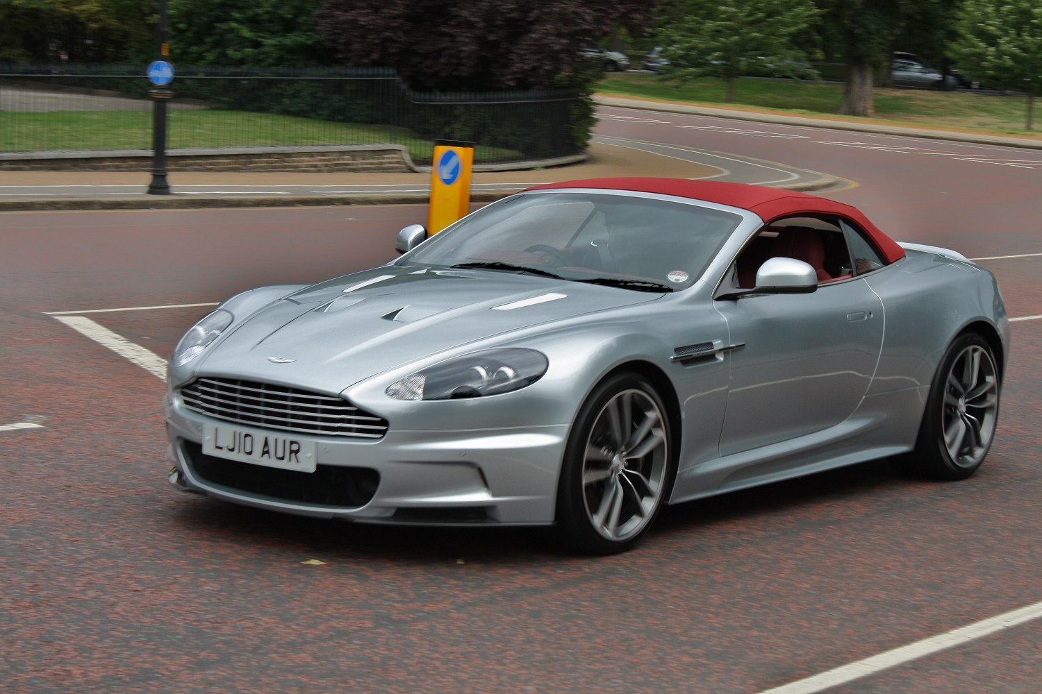 Aston Martin DBS 5.9 (517 Hp) Touchtronic