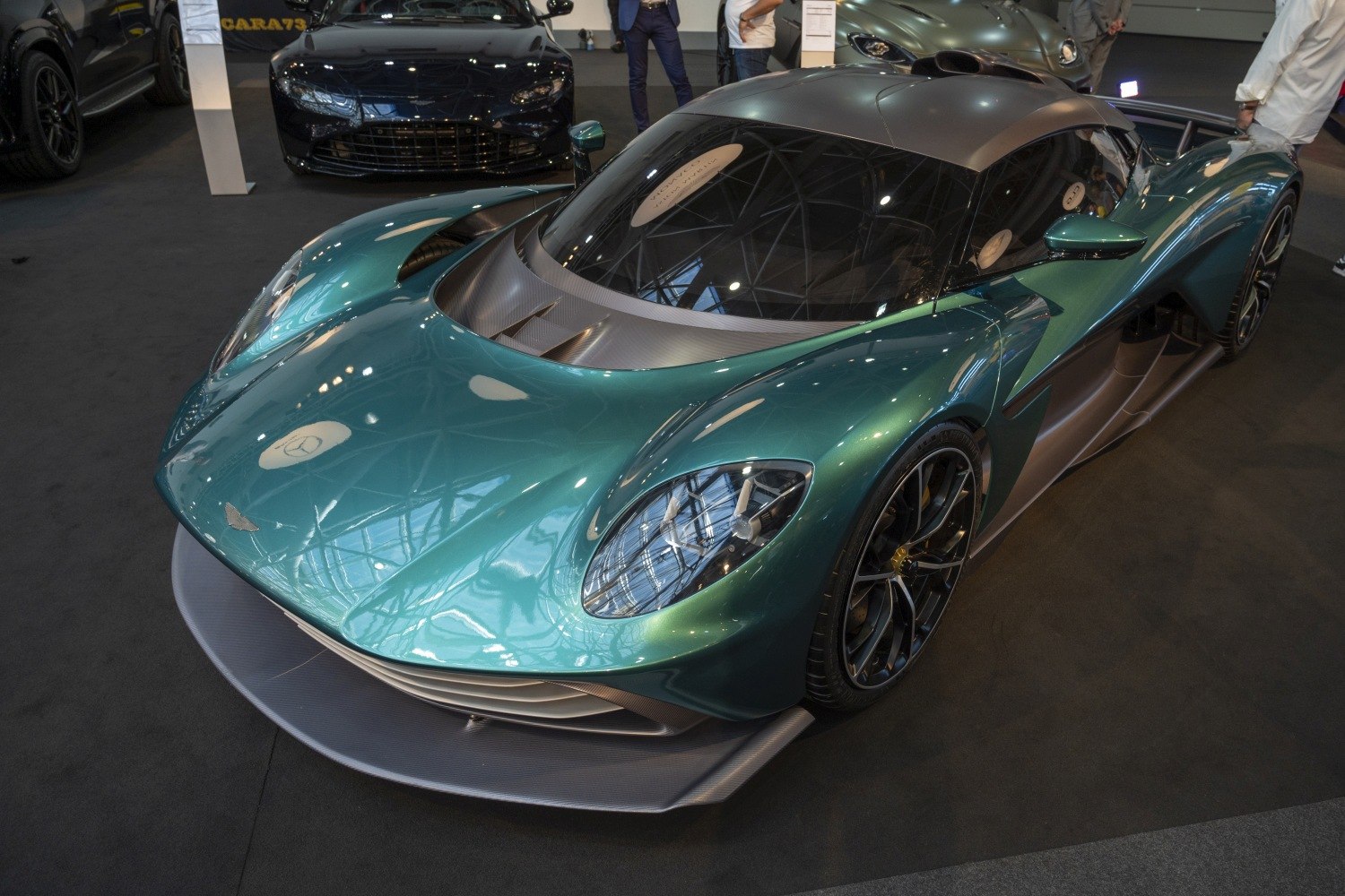 Aston Martin Valhalla