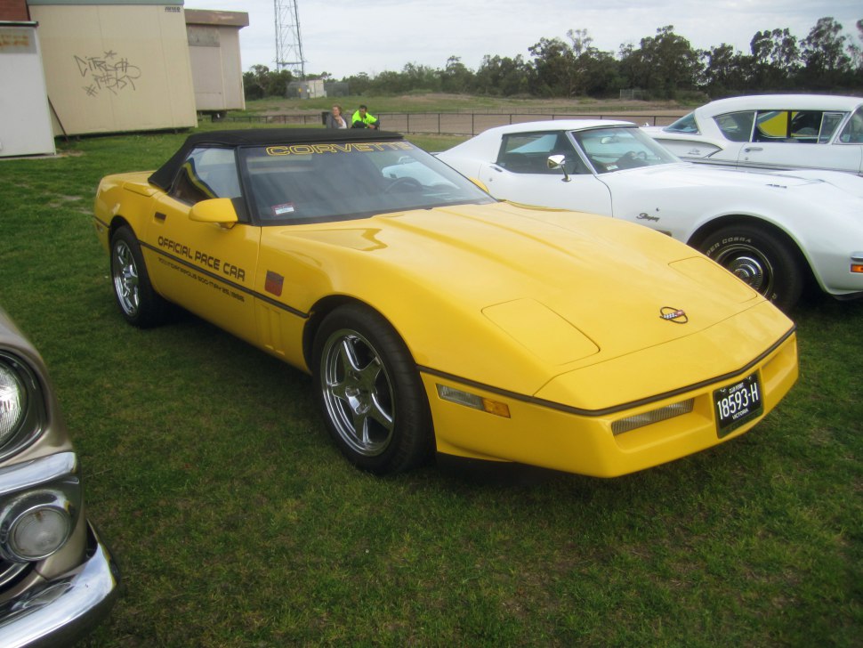 Chevrolet Corvette 5.7 i V8 (300 Hp)