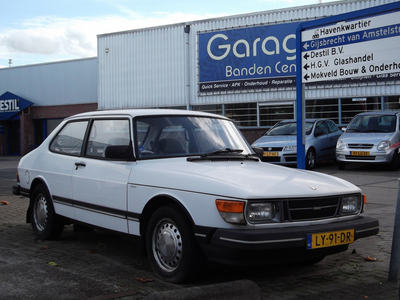 Saab 90 2.0 (100 Hp)